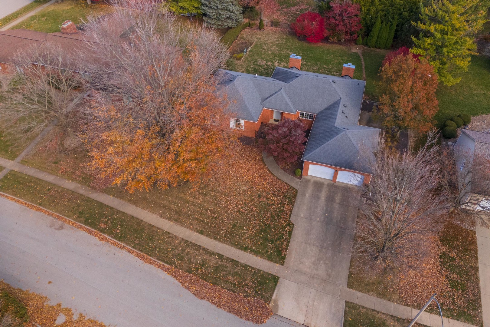 2103 Hedgewood Drive, Bloomington, IL 61704