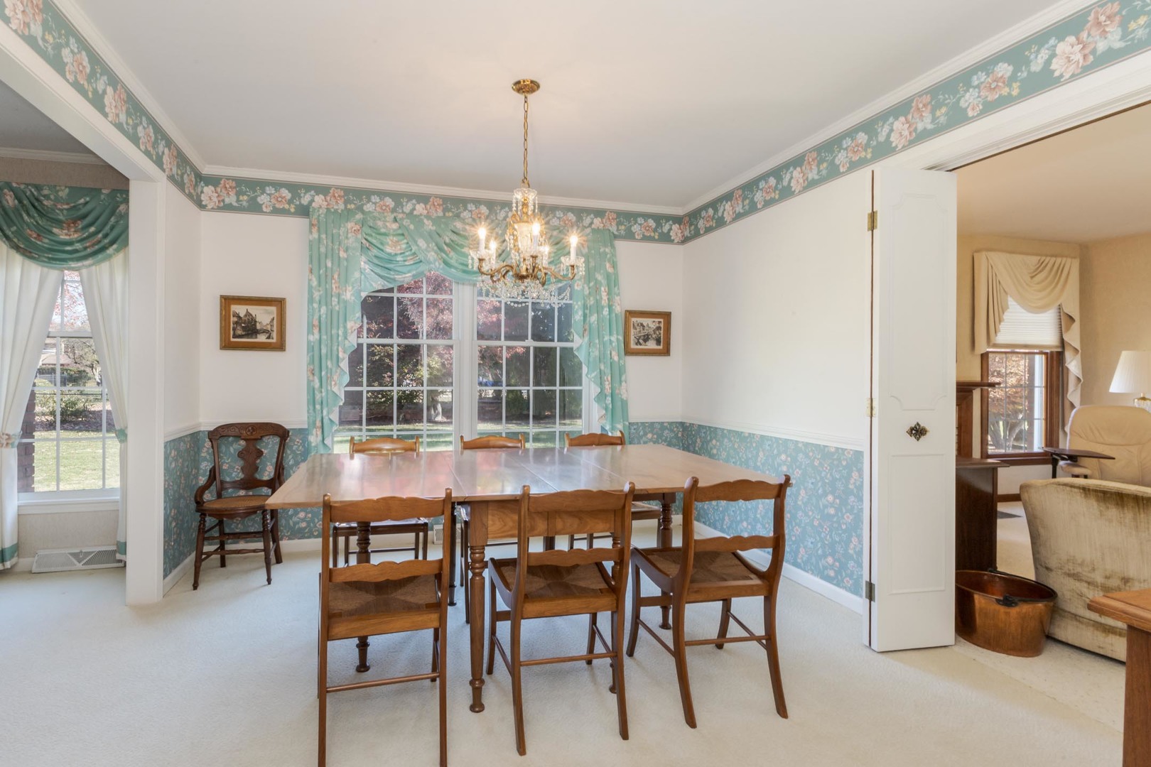 2103 Hedgewood Drive, Bloomington, IL 61704