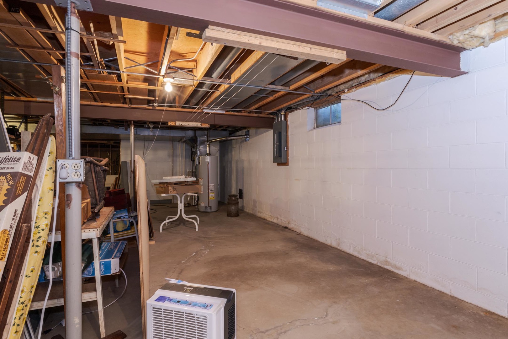 2103 Hedgewood Drive, Bloomington, IL 61704