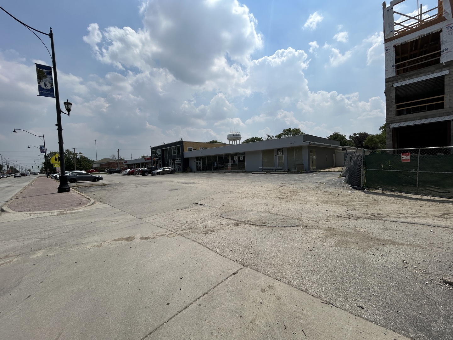 718 W Irving Park Road #718, Bensenville, IL 60106