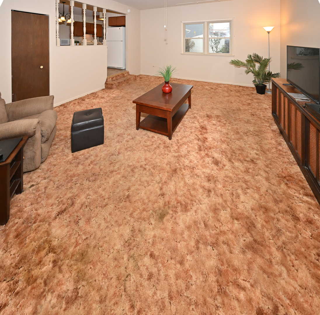 Elk Grove Village, IL 60007