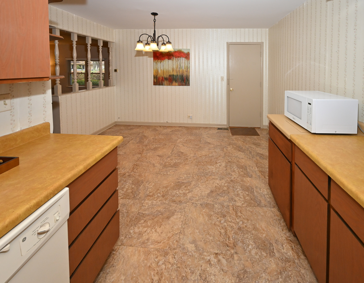 Elk Grove Village, IL 60007