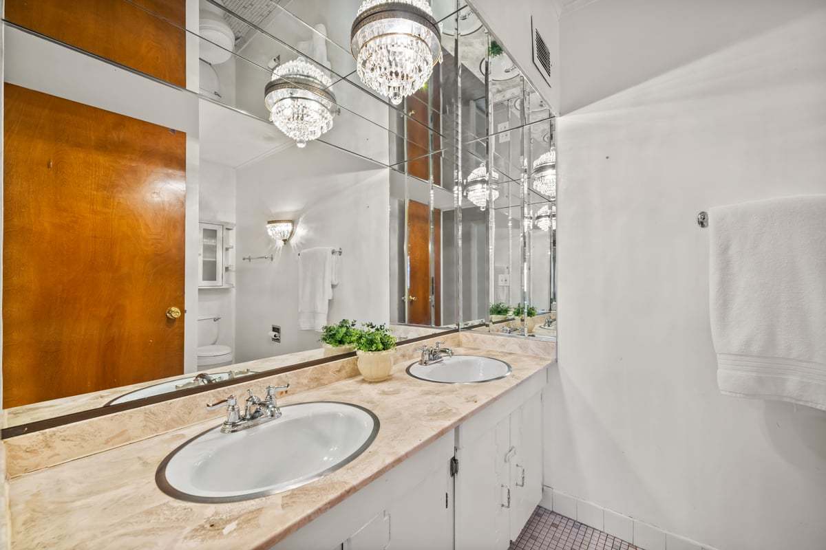 1311 S Finley Road #416, Lombard, IL 60148