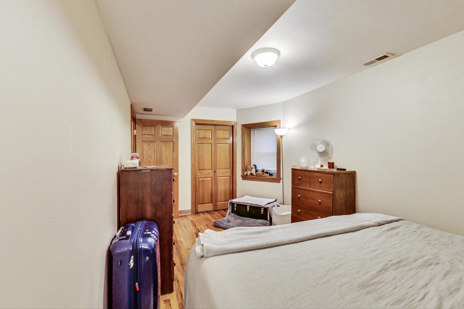 2911 N Talman Avenue #1, Chicago, IL 60618