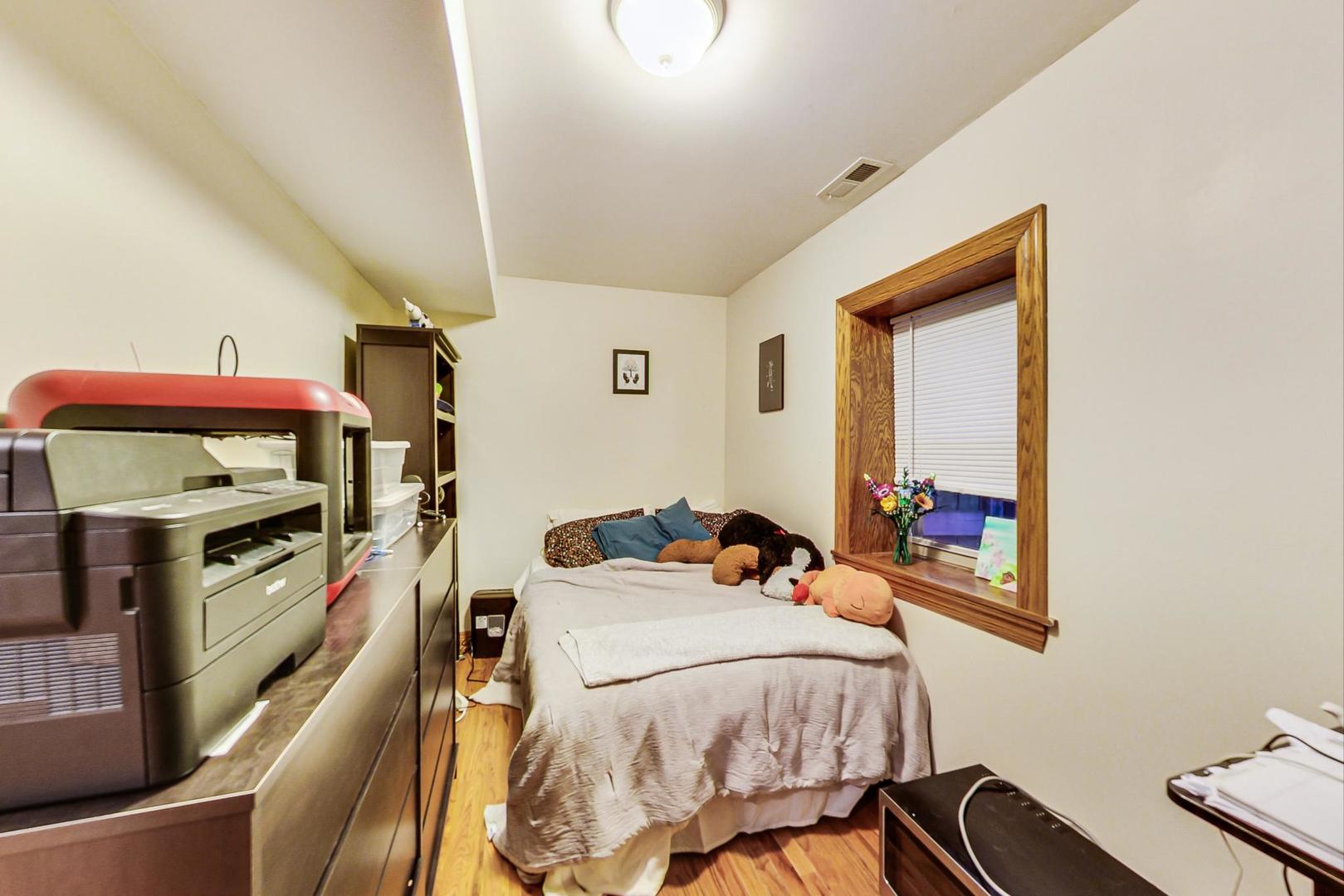 2911 N Talman Avenue #1, Chicago, IL 60618