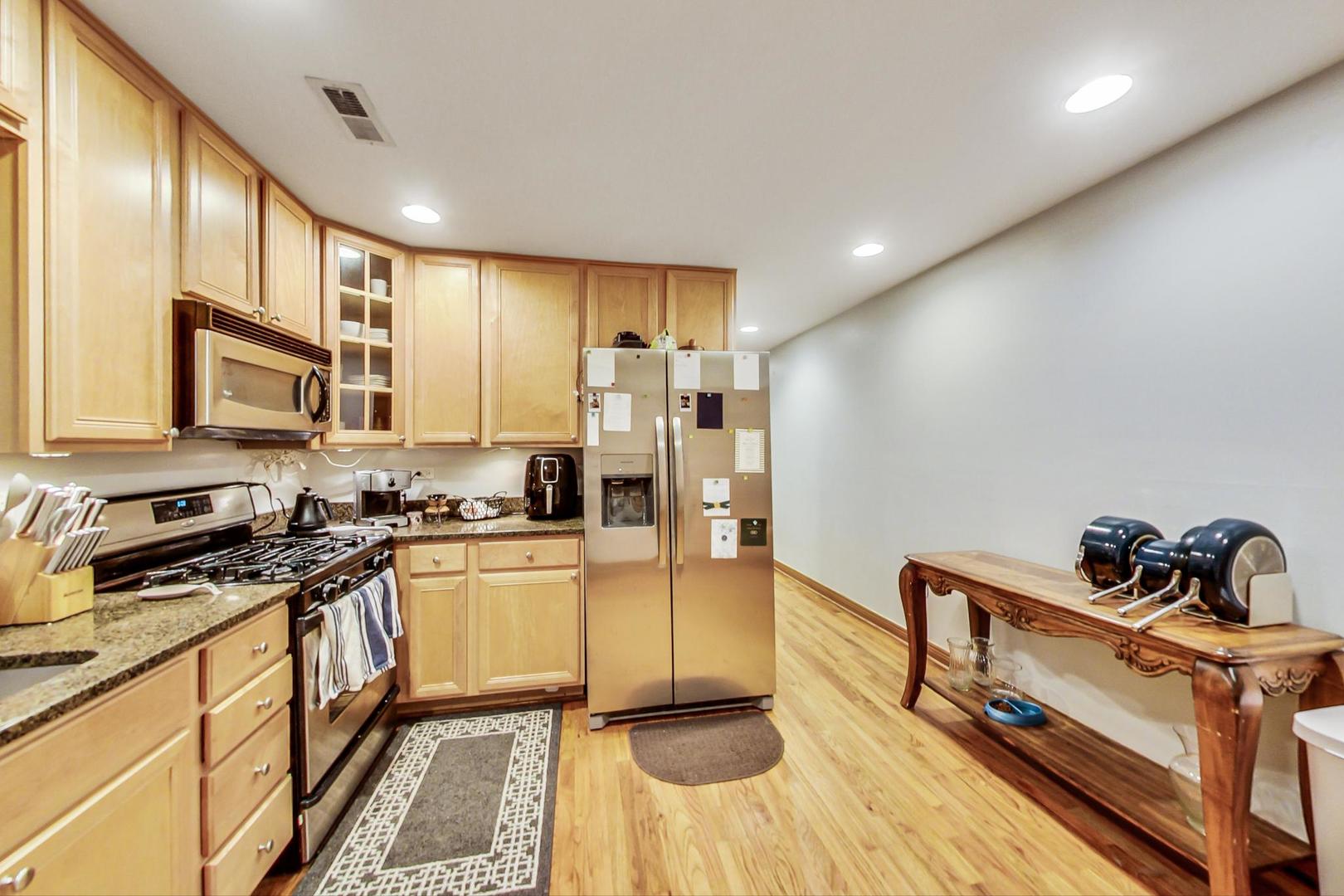 2911 N Talman Avenue #1, Chicago, IL 60618