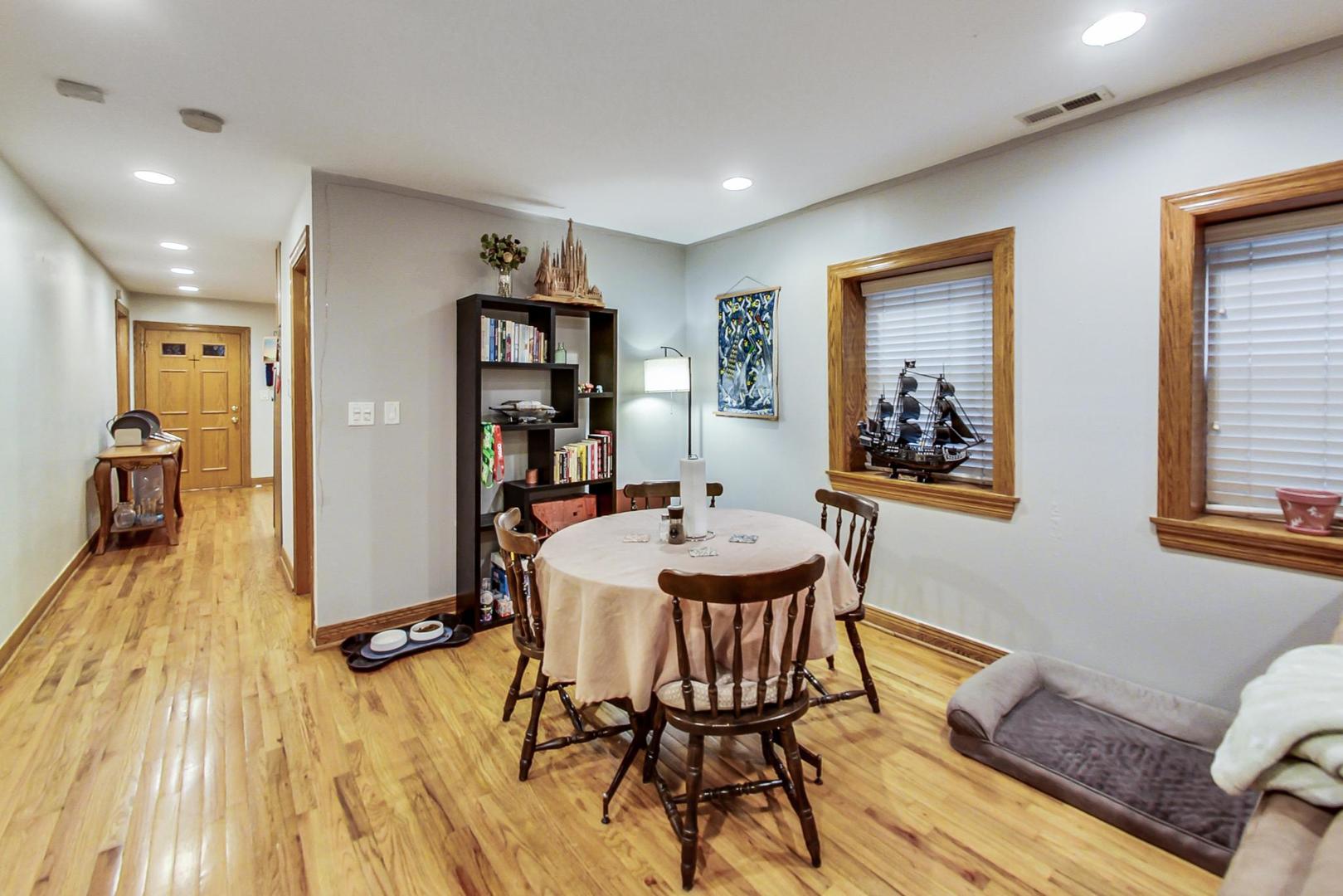2911 N Talman Avenue #1, Chicago, IL 60618