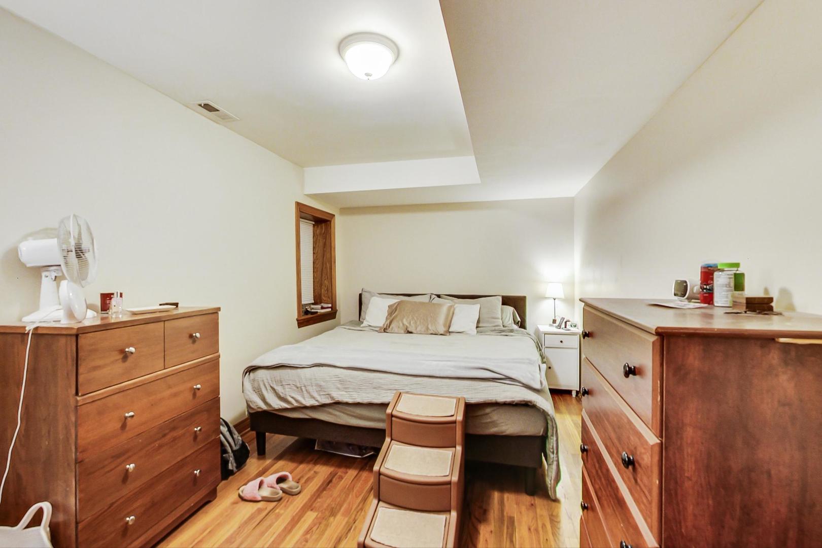 2911 N Talman Avenue #1, Chicago, IL 60618