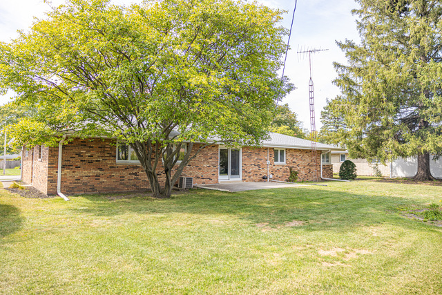 712 Homestead Place, Joliet, IL 60435