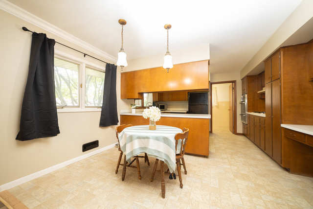 712 Homestead Place, Joliet, IL 60435