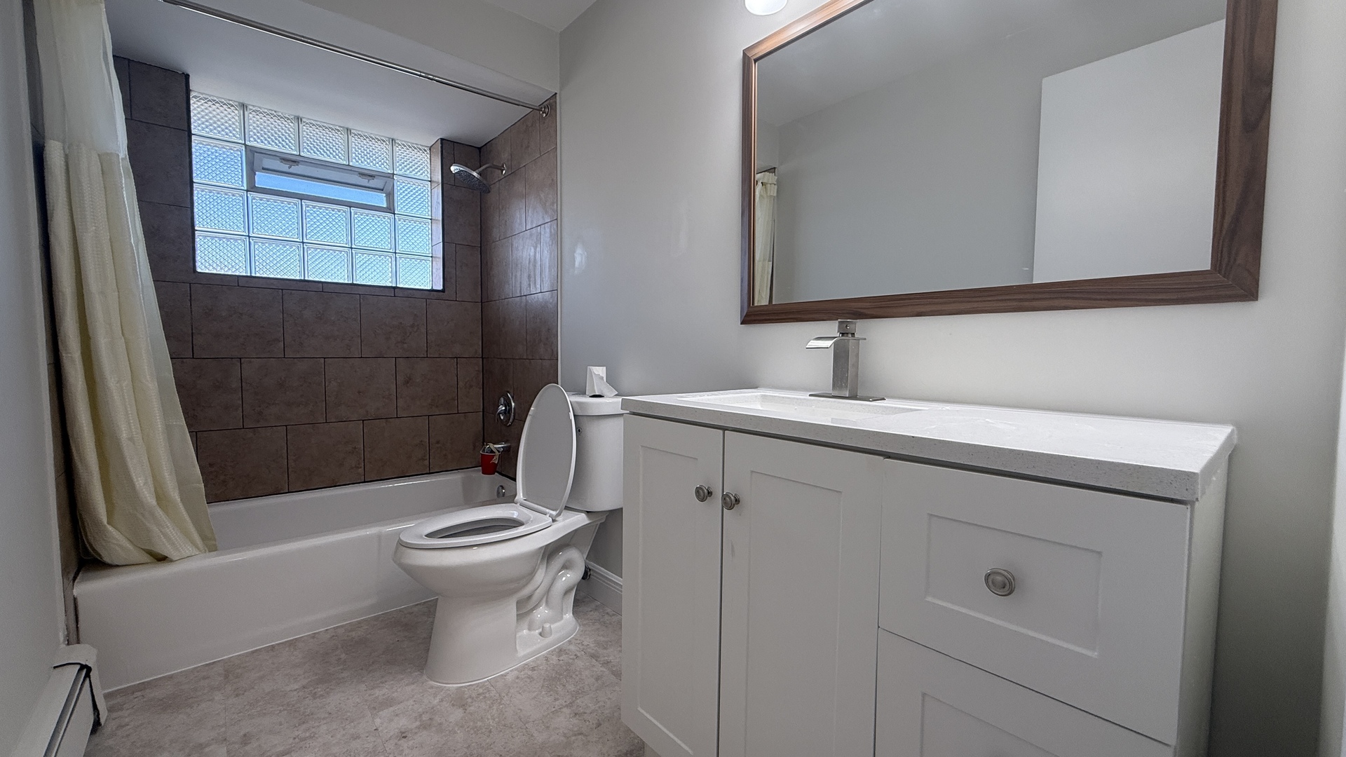 8412 W Gregory Street #3N, Chicago, IL 60656