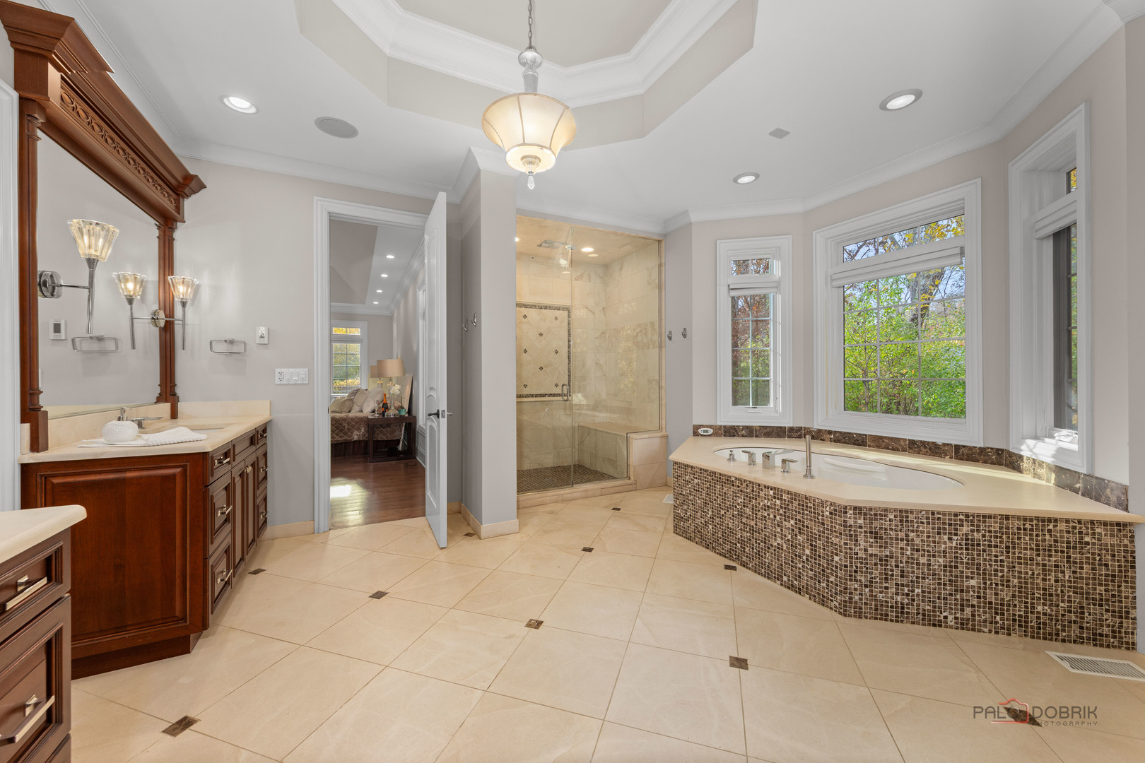 Riverwoods, IL 60015