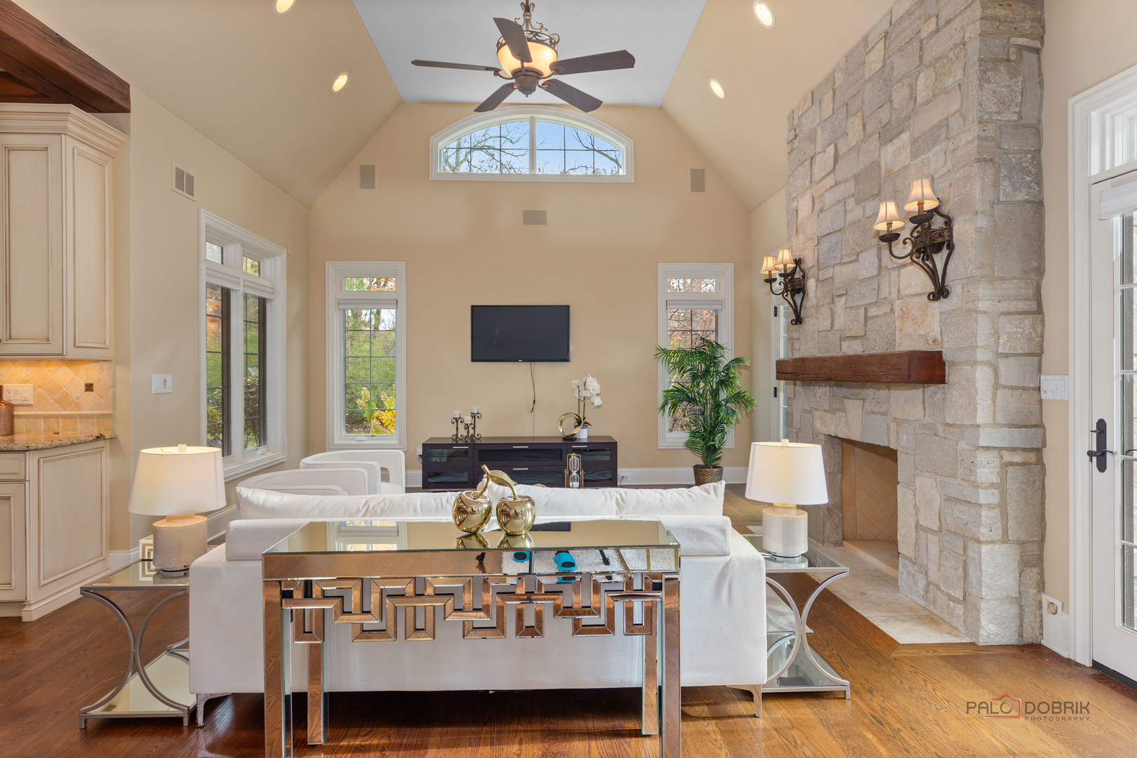 Riverwoods, IL 60015