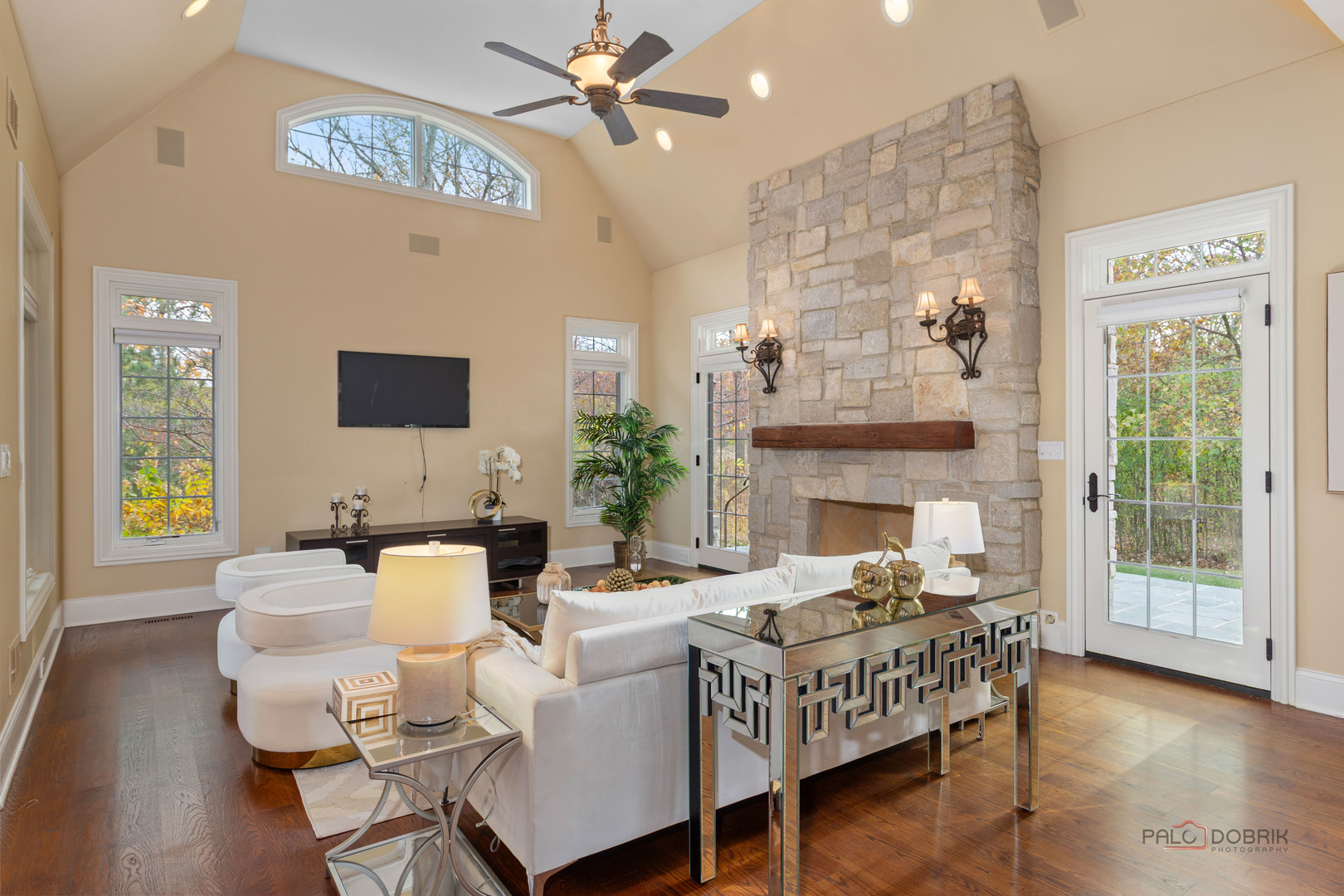 Riverwoods, IL 60015