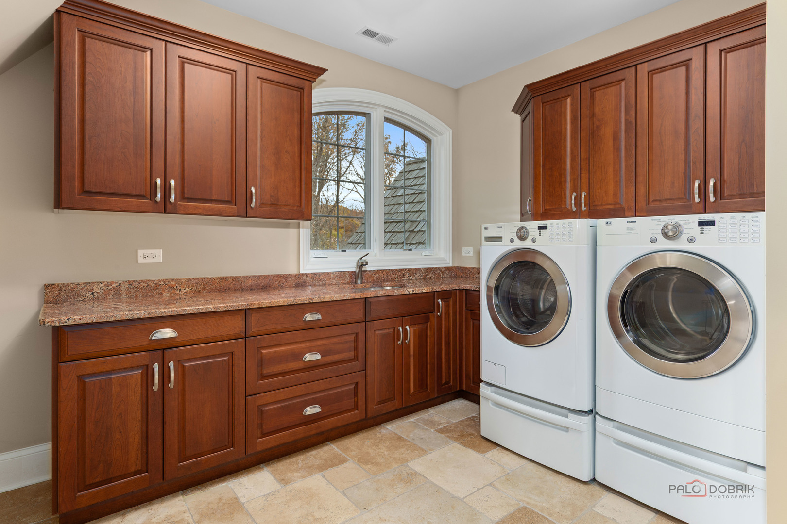 Riverwoods, IL 60015