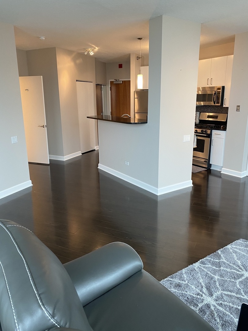 600 N Kingsbury Street #1602, Chicago, IL 60654