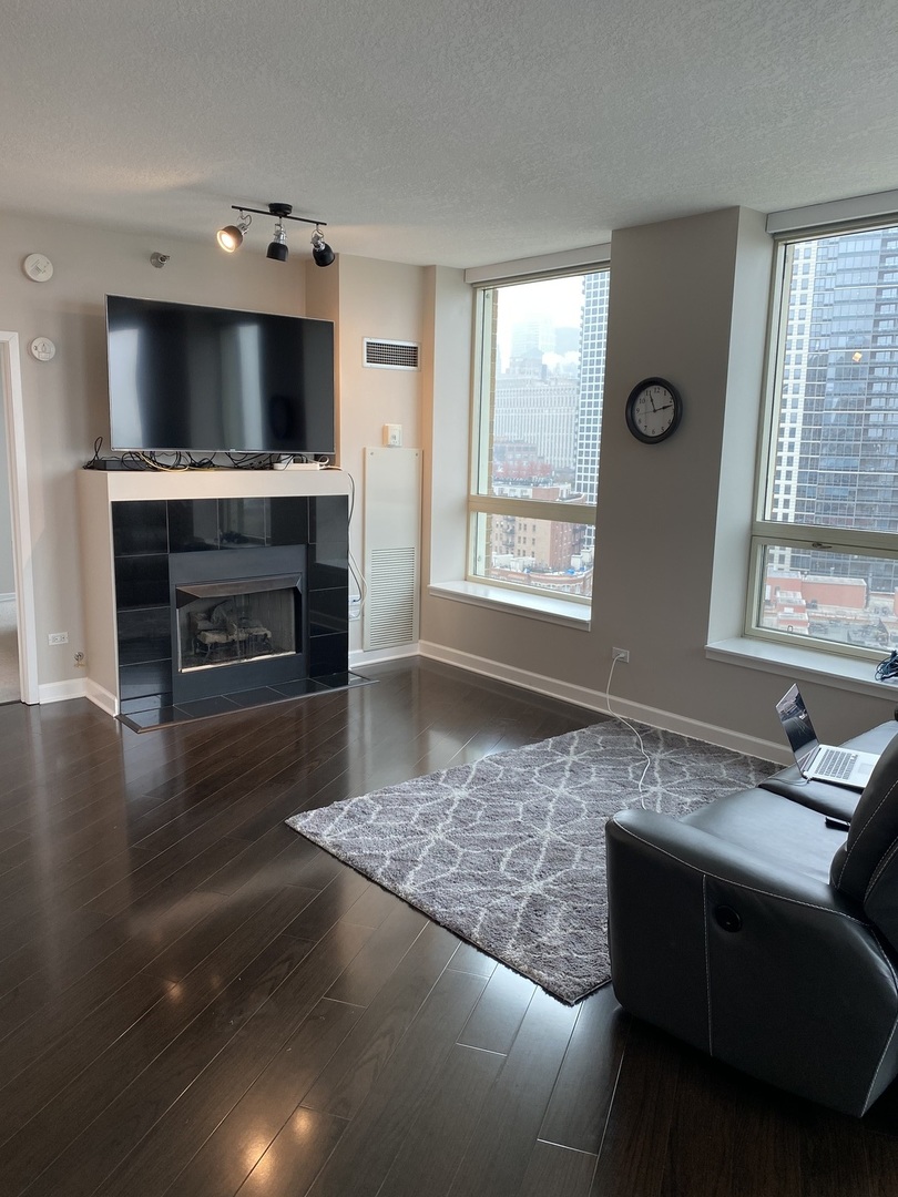 600 N Kingsbury Street #1602, Chicago, IL 60654