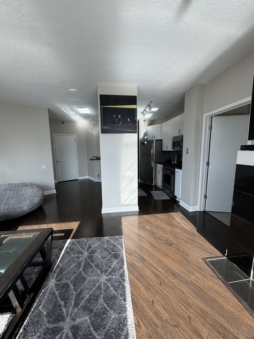 600 N Kingsbury Street #1602, Chicago, IL 60654