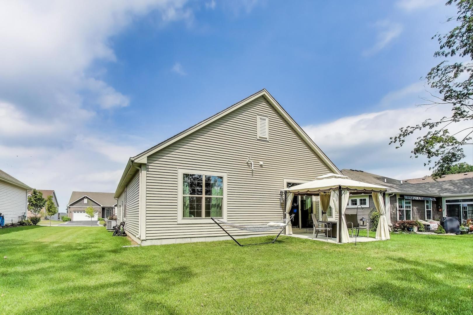 1101 Black Cherry Drive, Crystal Lake, IL 60012