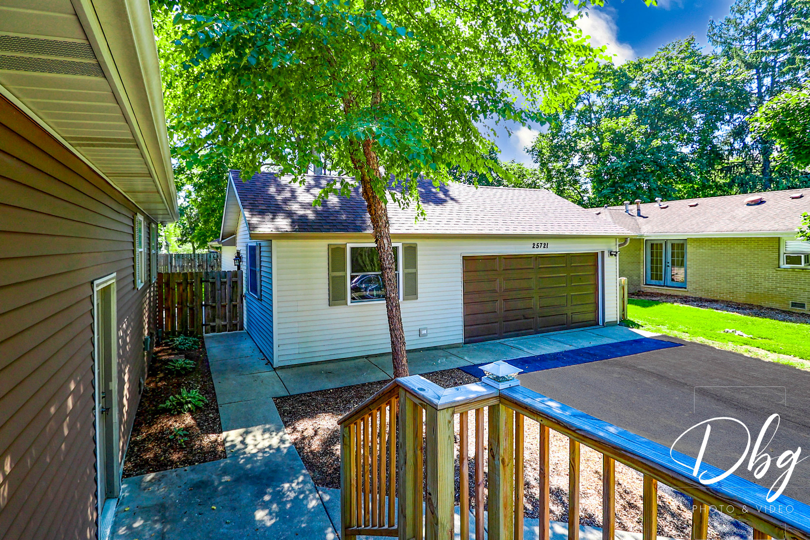 25721 W Lakeview Avenue, Wauconda, IL 60084