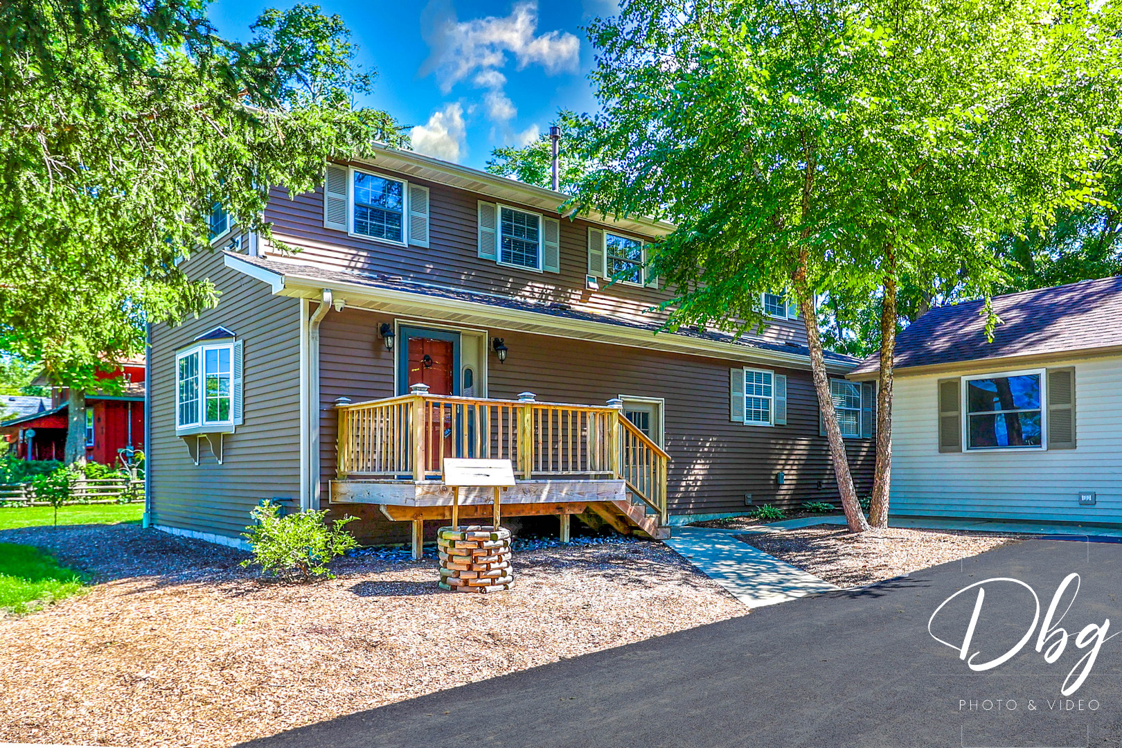 25721 W Lakeview Avenue, Wauconda, IL 60084