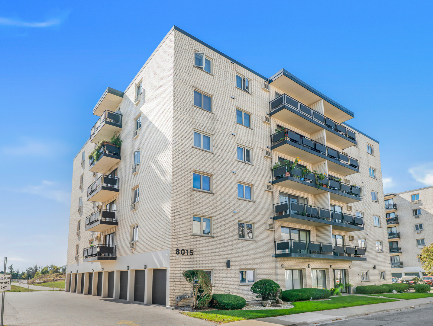 8015 W O'connor Drive #4B, River Grove, IL 60171