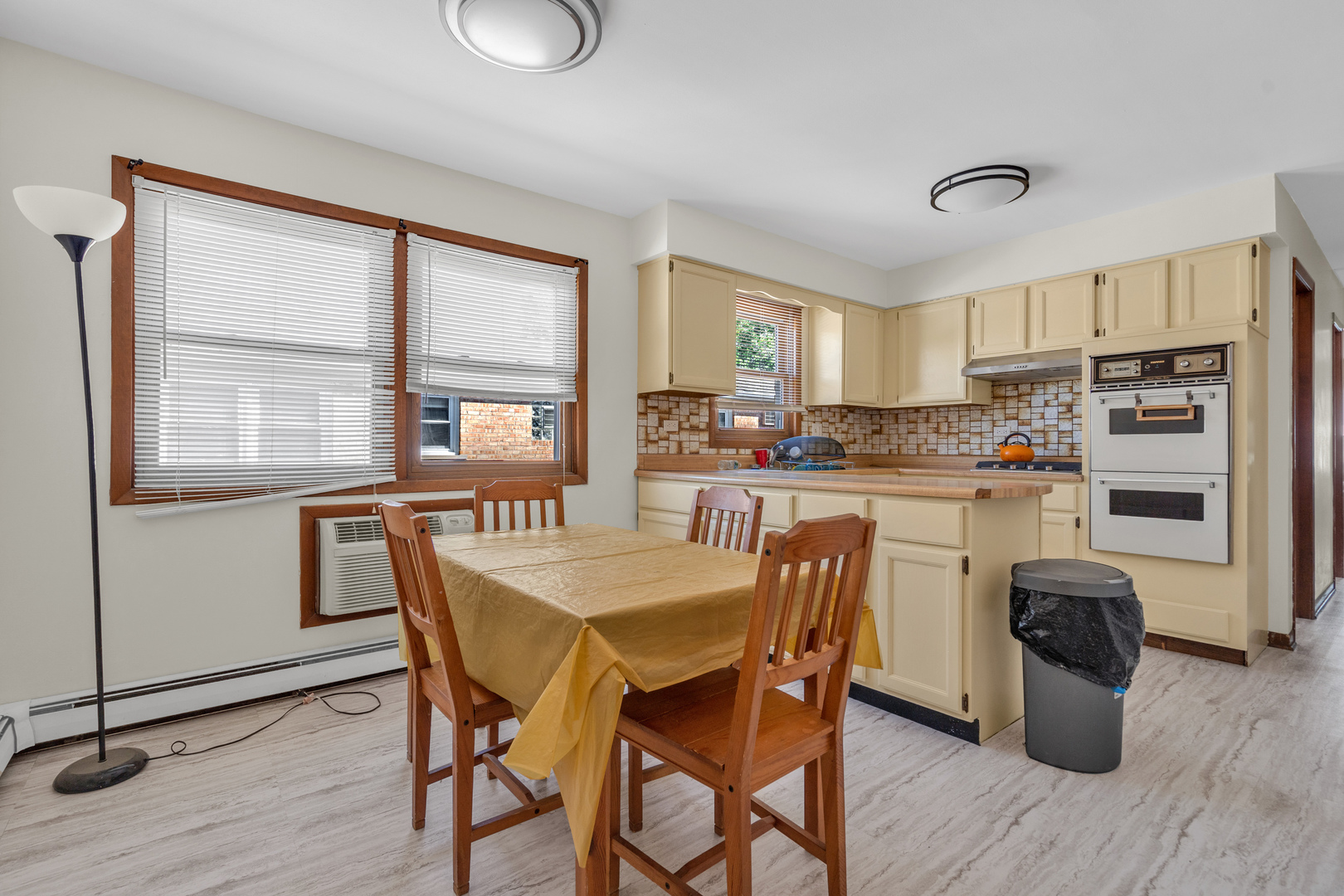 4008 Wagner Avenue, Schiller Park, IL 60176