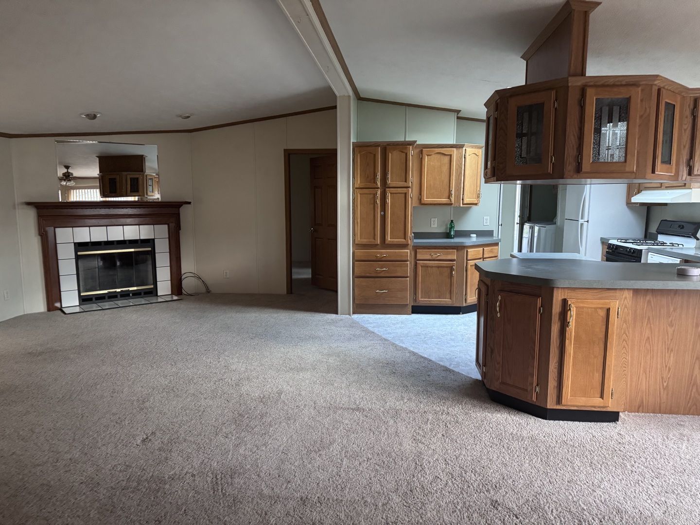 1022 S 10th Street, DeKalb, IL 60115