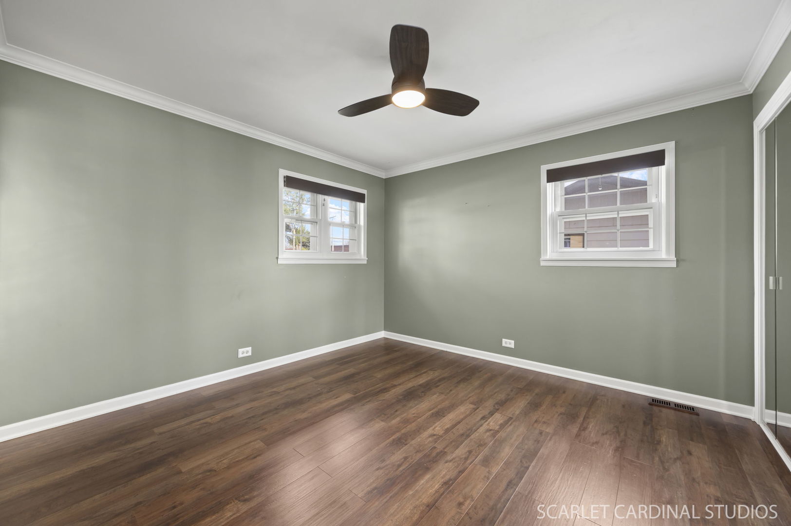 619 Oakton Street, Elk Grove Village, IL 60007