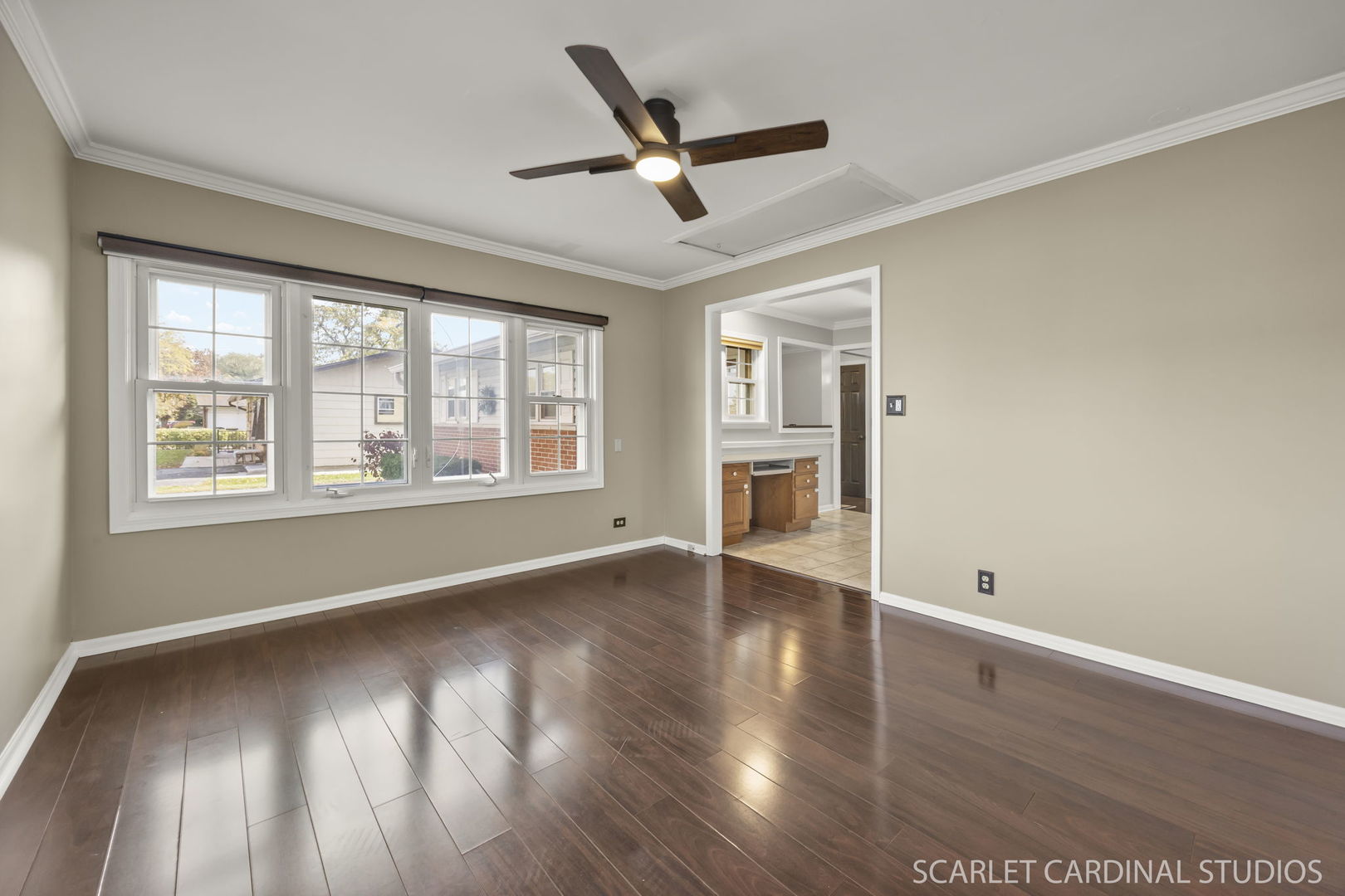 619 Oakton Street, Elk Grove Village, IL 60007