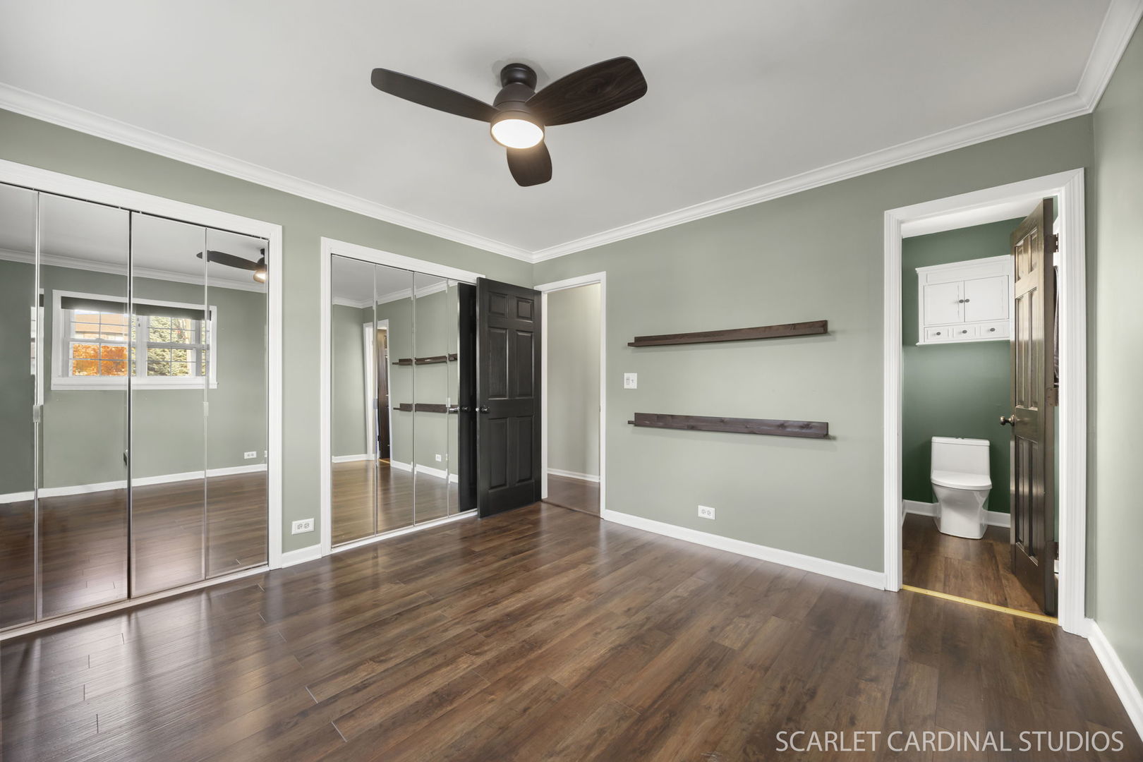 619 Oakton Street, Elk Grove Village, IL 60007