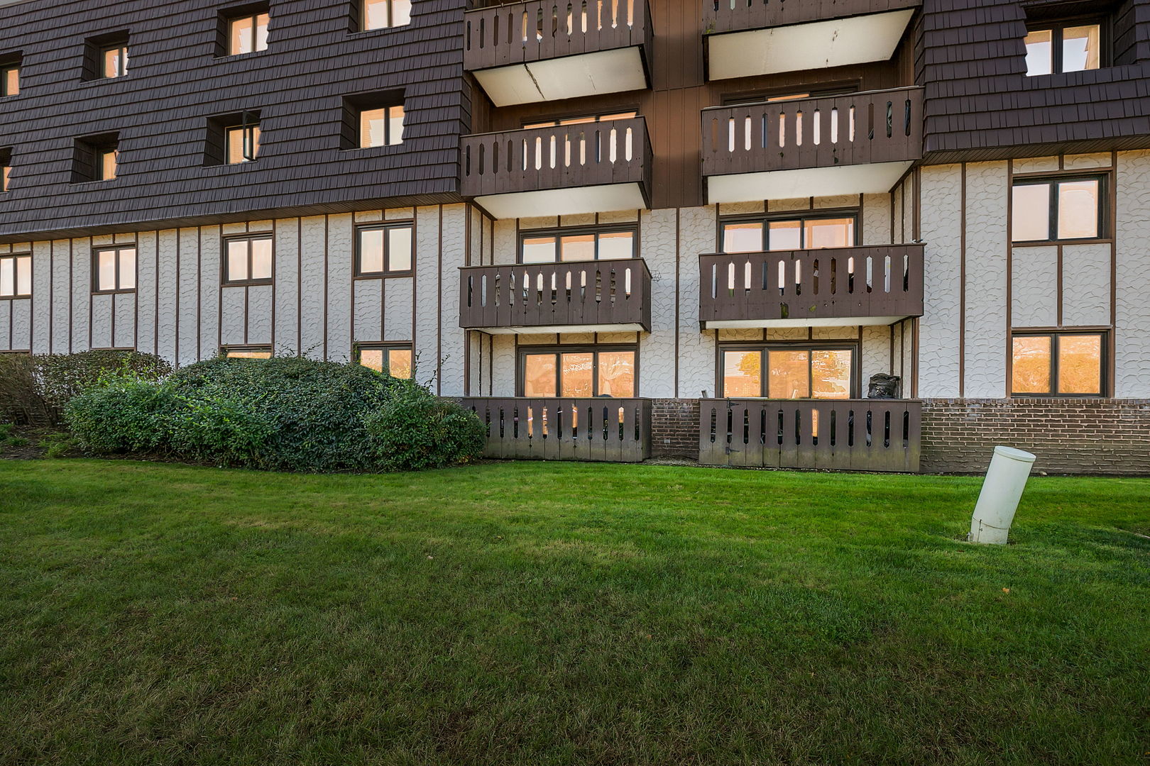 13200 W Heiden Circle #2105, Lake Bluff, IL 60044