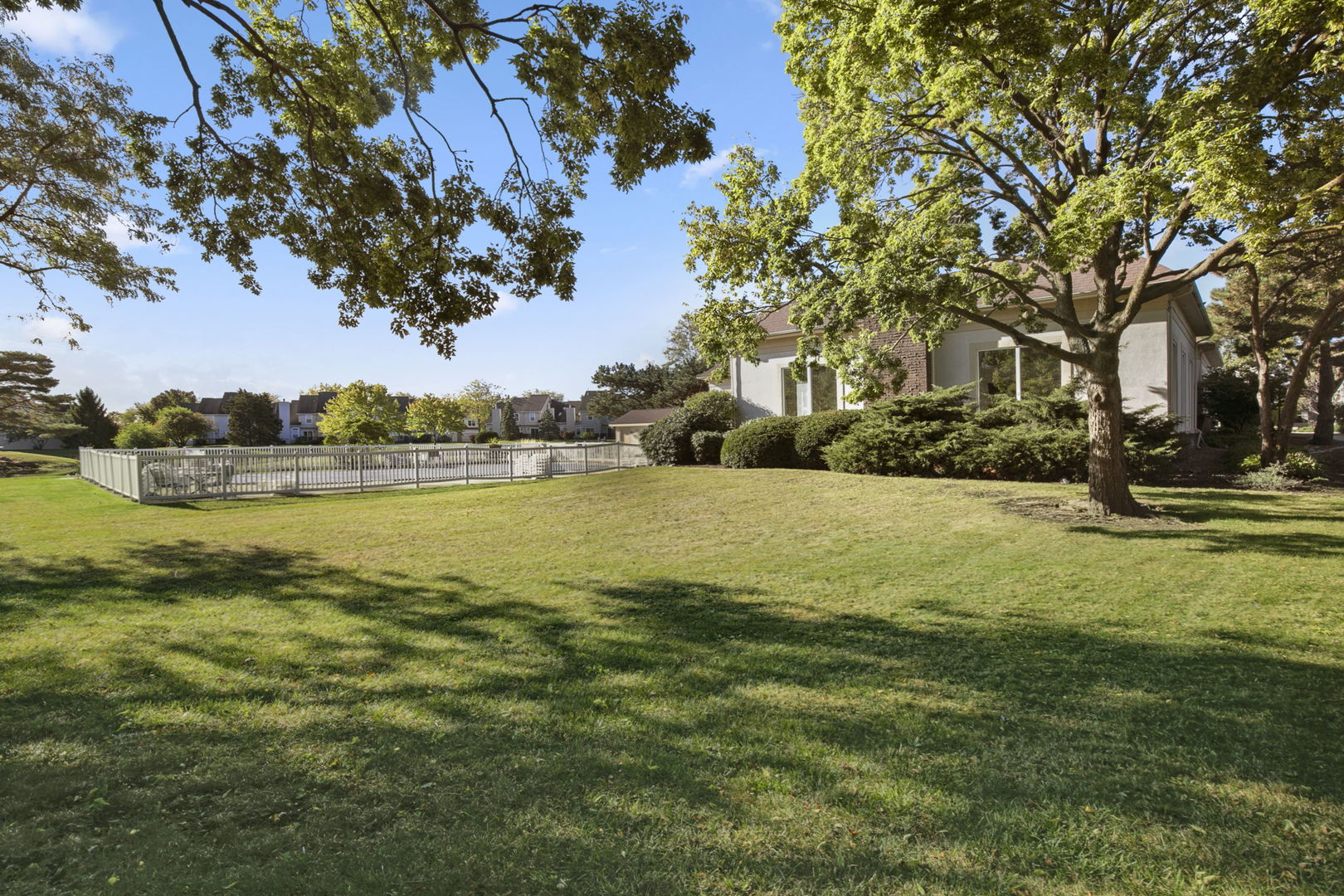 13200 W Heiden Circle #2105, Lake Bluff, IL 60044