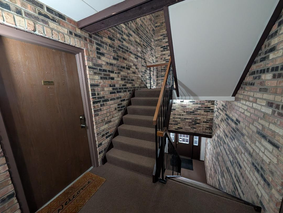 5965 Lakeside Place #204, Tinley Park, IL 60477