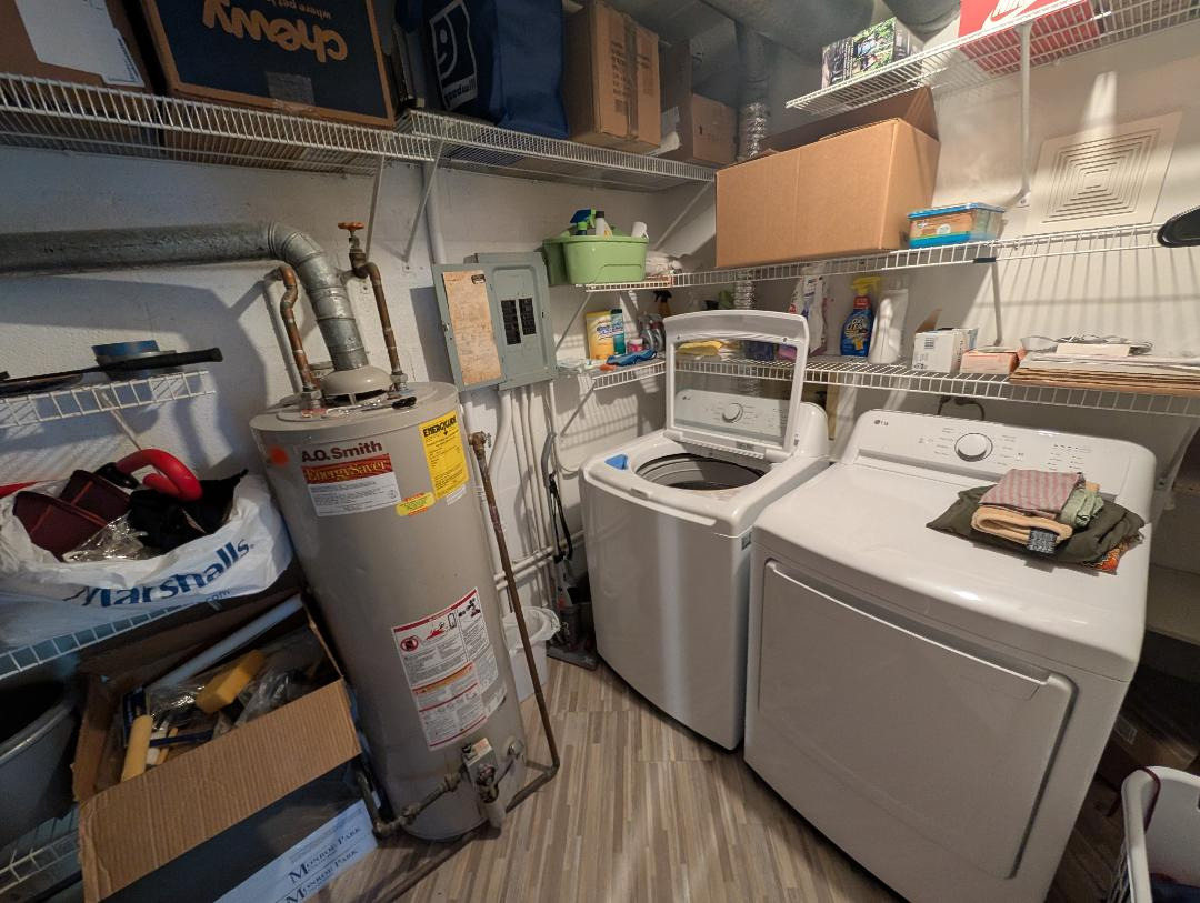 5965 Lakeside Place #204, Tinley Park, IL 60477
