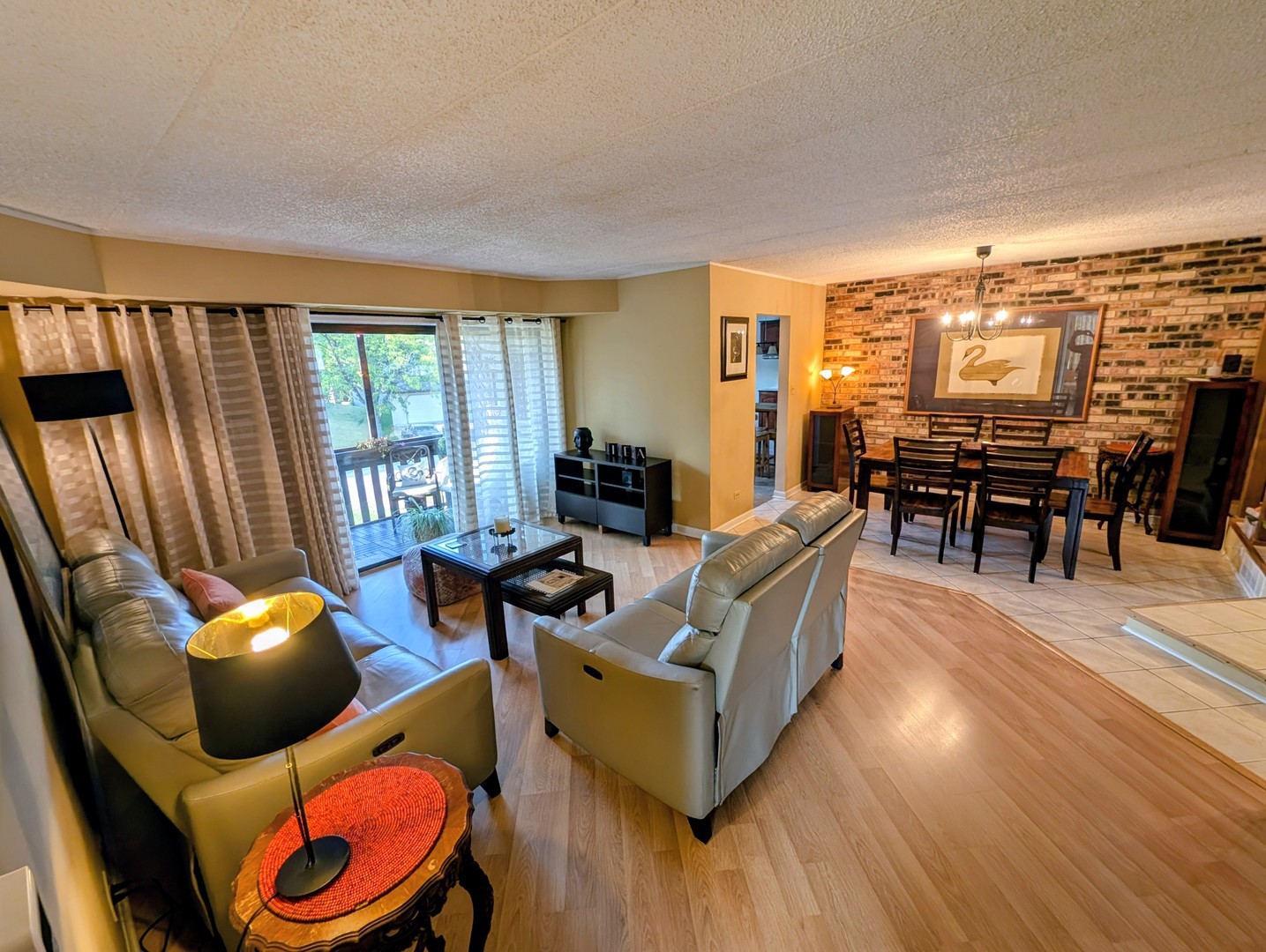 5965 Lakeside Place #204, Tinley Park, IL 60477