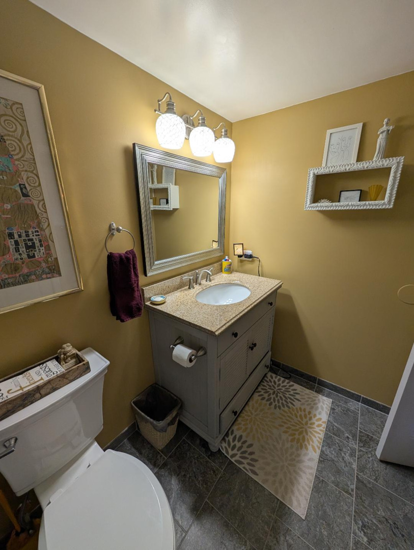 5965 Lakeside Place #204, Tinley Park, IL 60477