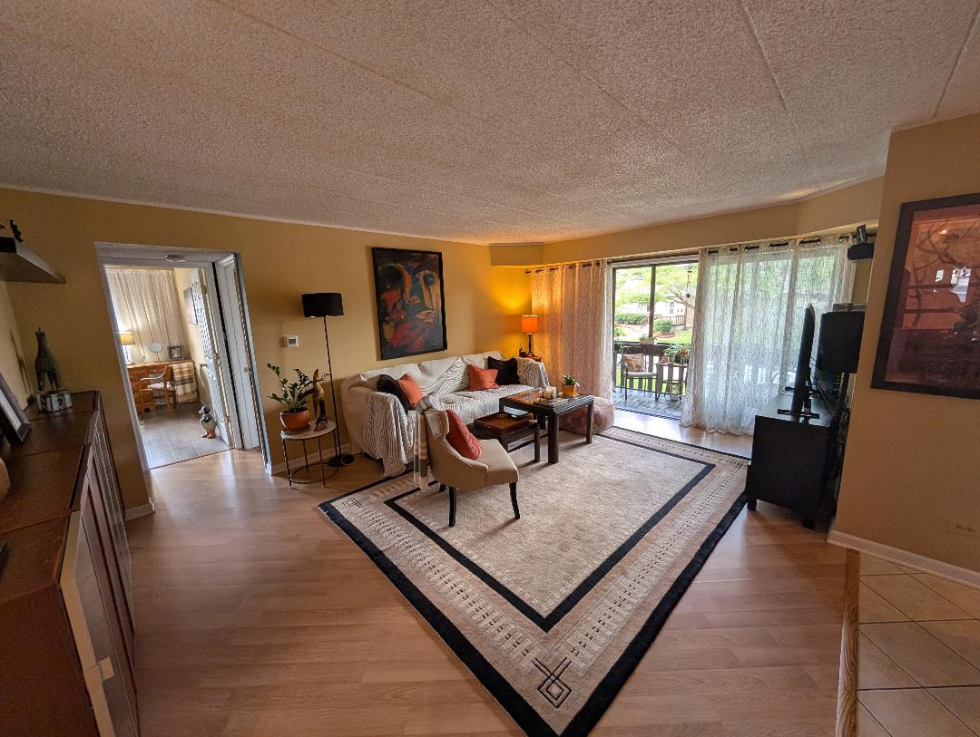 5965 Lakeside Place #204, Tinley Park, IL 60477