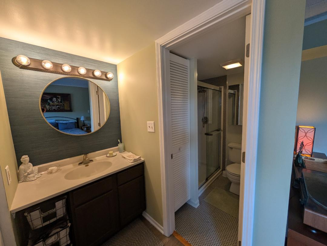 5965 Lakeside Place #204, Tinley Park, IL 60477