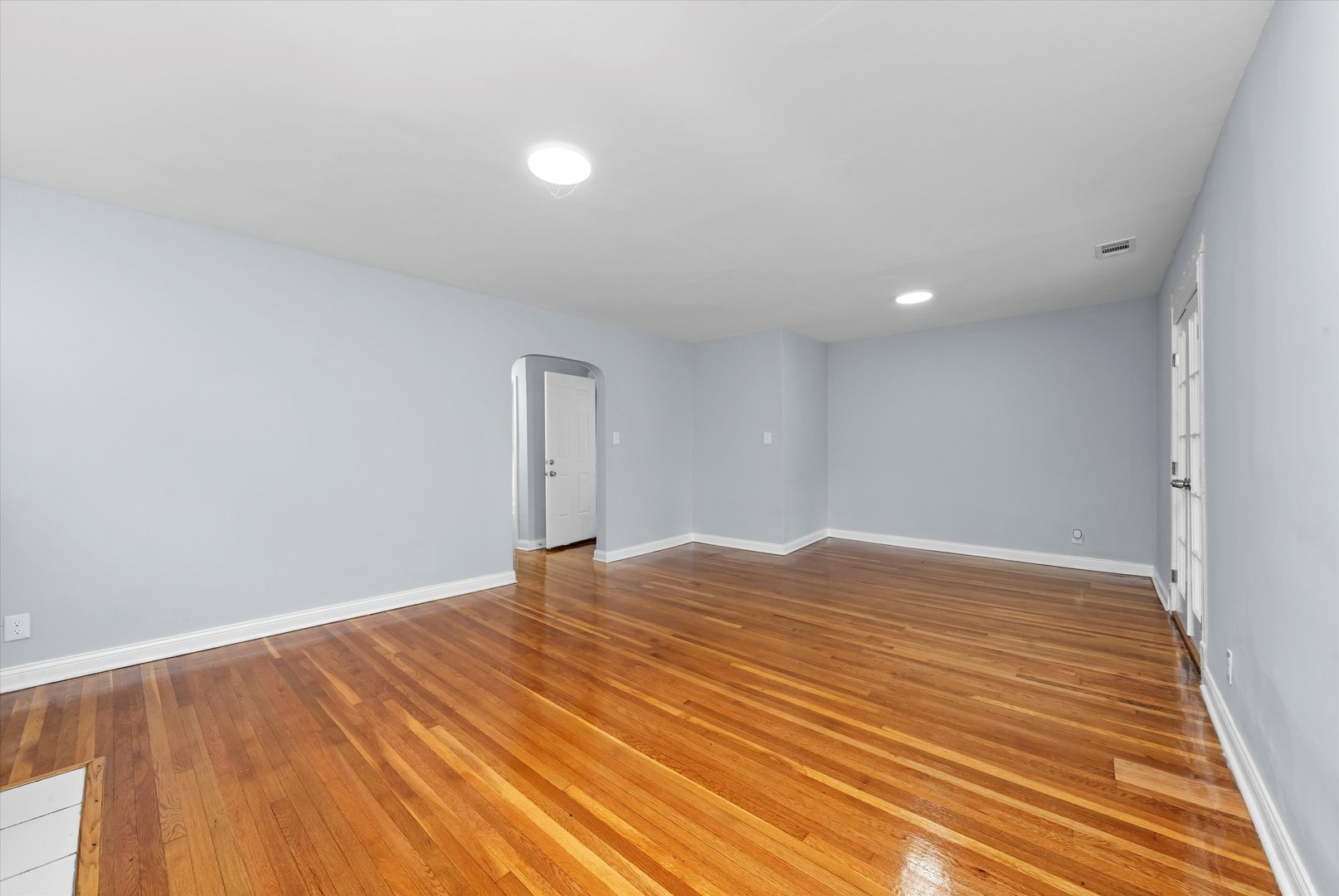 6929 S Peoria Street, Chicago, IL 60621
