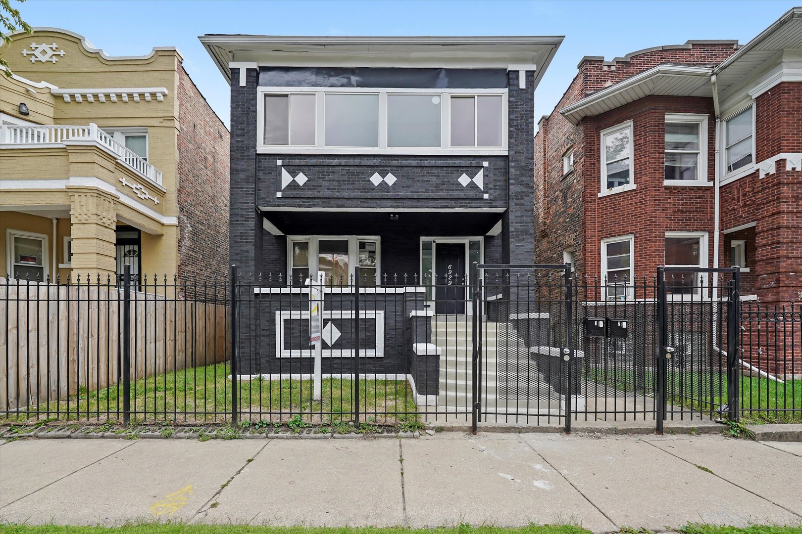 6929 S Peoria Street, Chicago, IL 60621