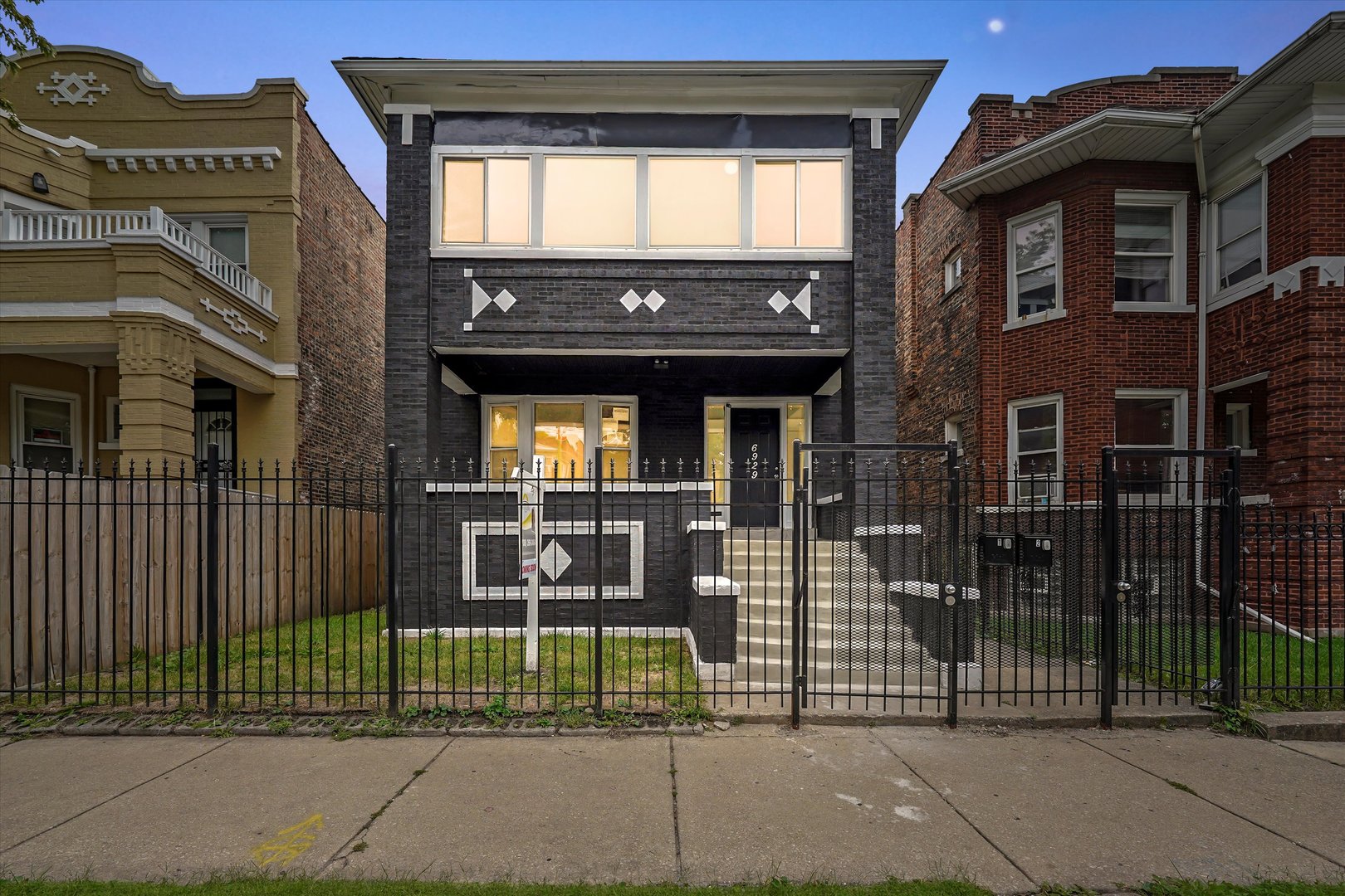 6929 S Peoria Street, Chicago, IL 60621