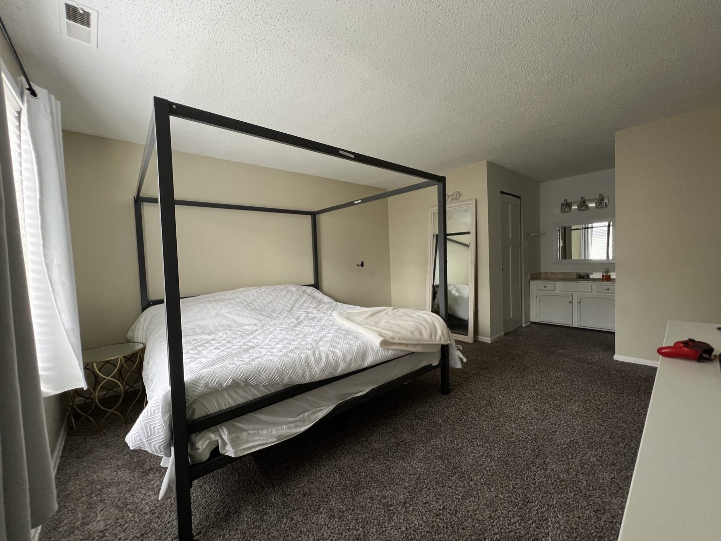 8246 Holly Court #D, Palos Hills, IL 60465