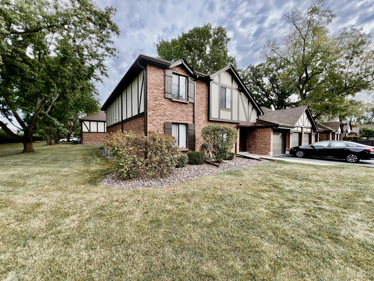 8246 Holly Court #D, Palos Hills, IL 60465