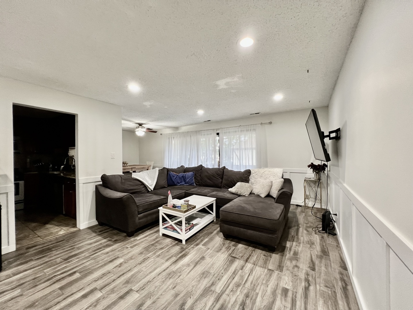8246 Holly Court #D, Palos Hills, IL 60465