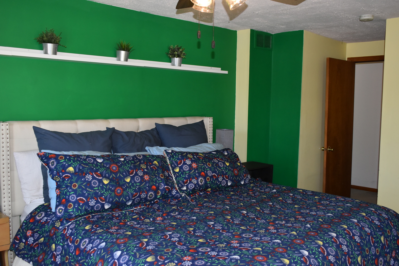 112 W 3rd Street, Gridley, IL 61744