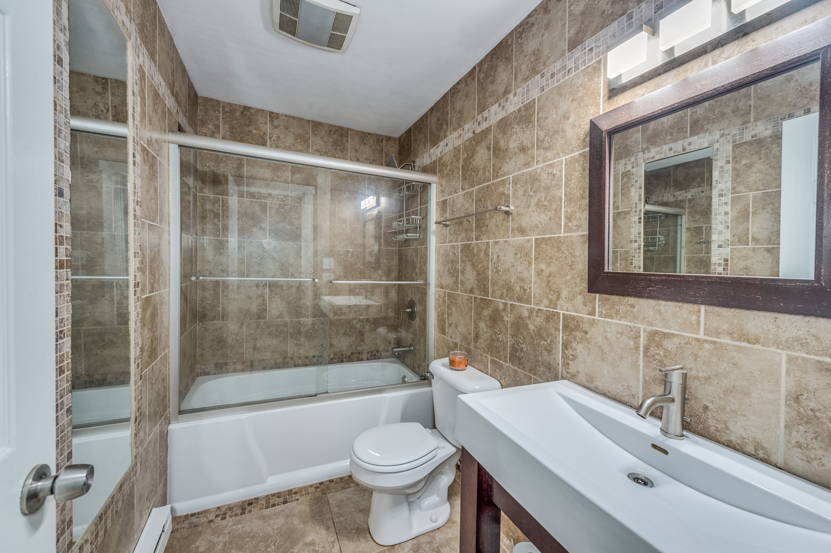 662 Daisy Lane #110, Roselle, IL 60172