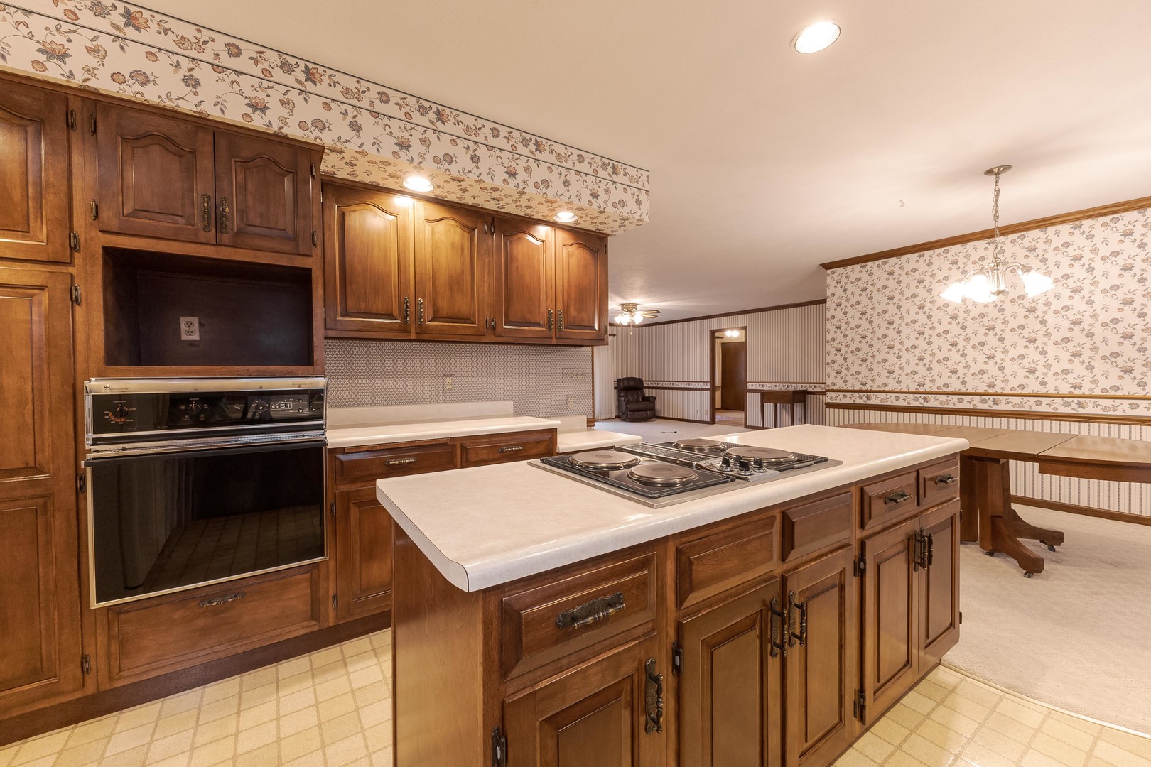 104 Boulder Drive, Gridley, IL 61744