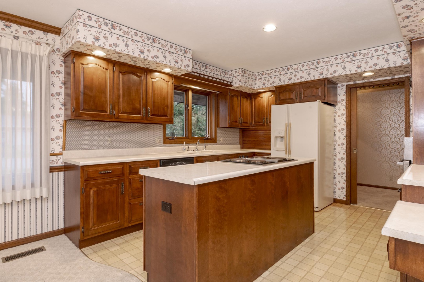 104 Boulder Drive, Gridley, IL 61744