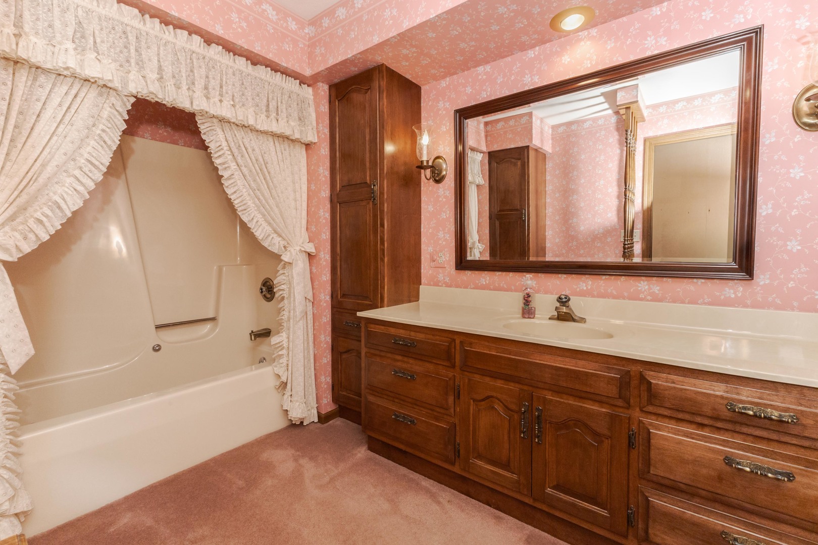 104 Boulder Drive, Gridley, IL 61744